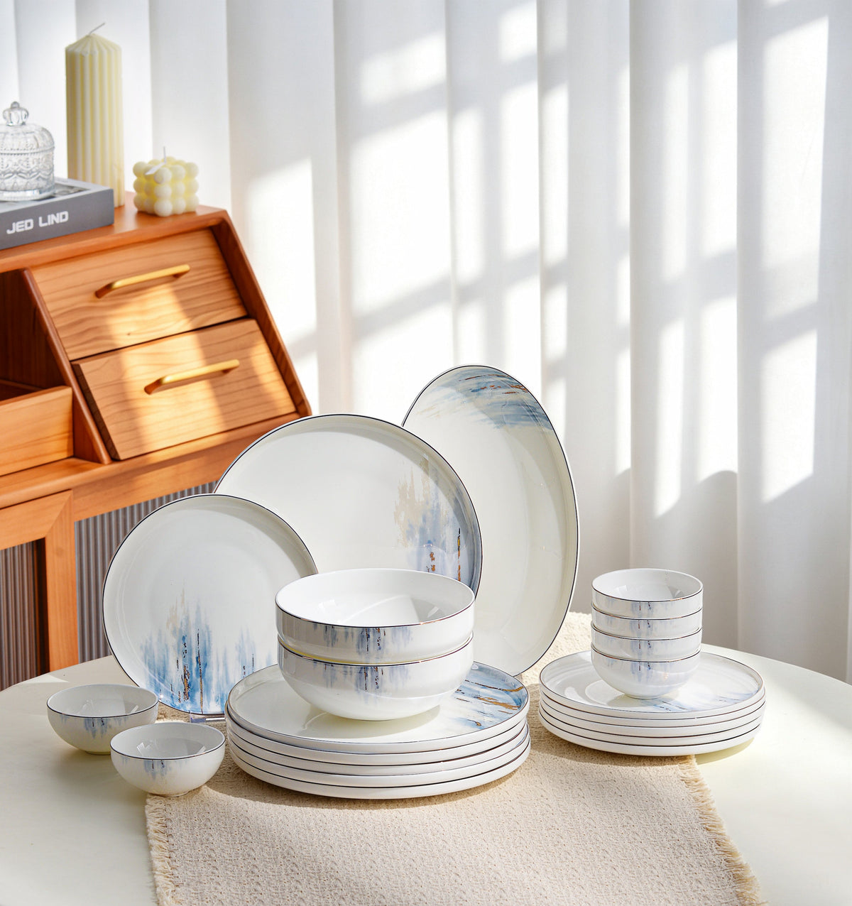 TAKISSO Cloud Petal Dinner Set