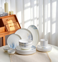 TAKISSO Cloud Petal Dinner Set