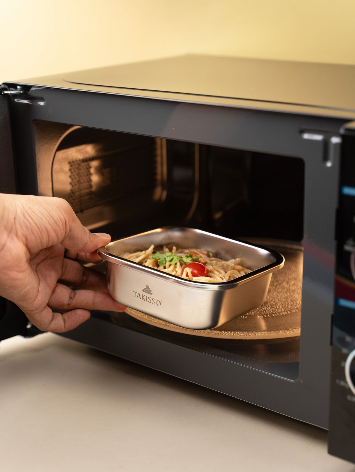 TAKISSO Square - Flat - 500ml Microwave Safe Container (With Push-Pull Airtight Mechanism)