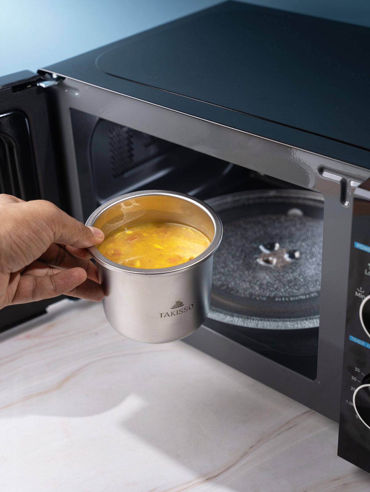 TAKISSO Round - Tall - 530ml Microwave Safe Container (With Push-Pull Airtight Mechanism)