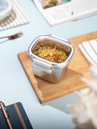 TAKISSO Rectangle - Tall - 550ml Microwave Safe Container With Transparent Lid