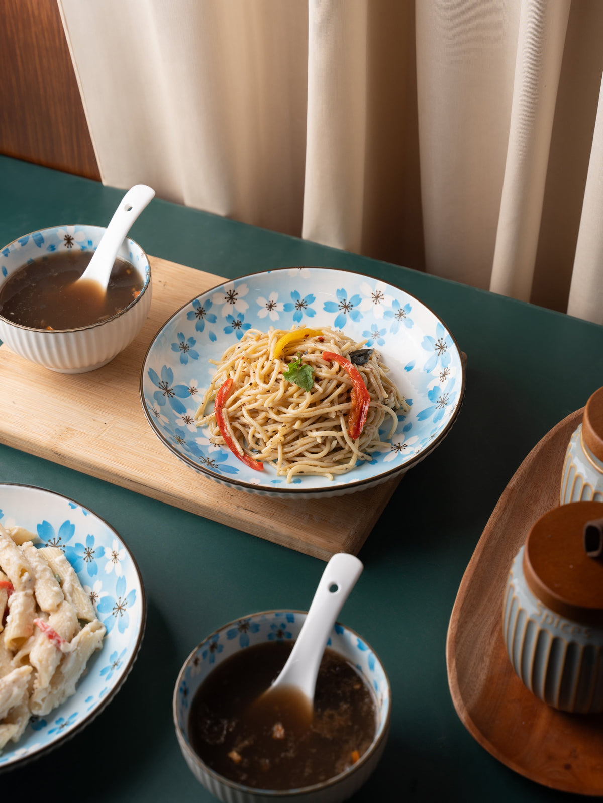 TAKISSO Porcelain Ramen Set of 10