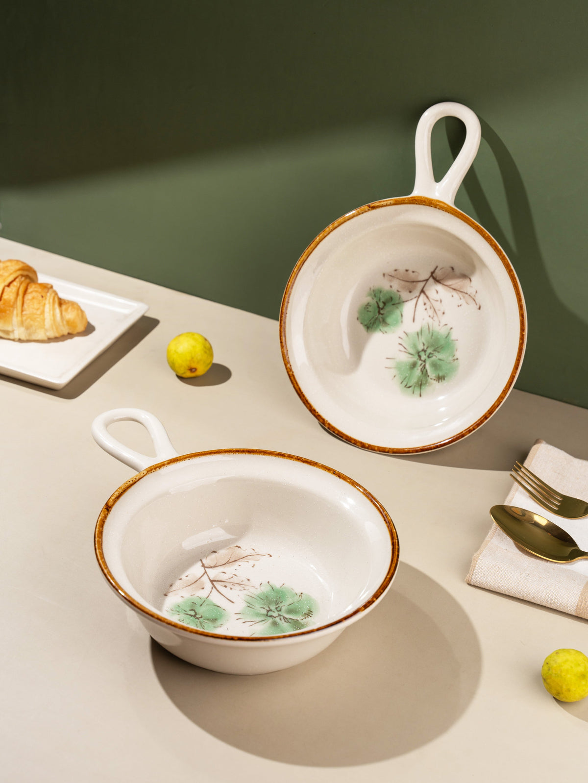 TAKISSO Porcelain Serving Bowl Set of 2