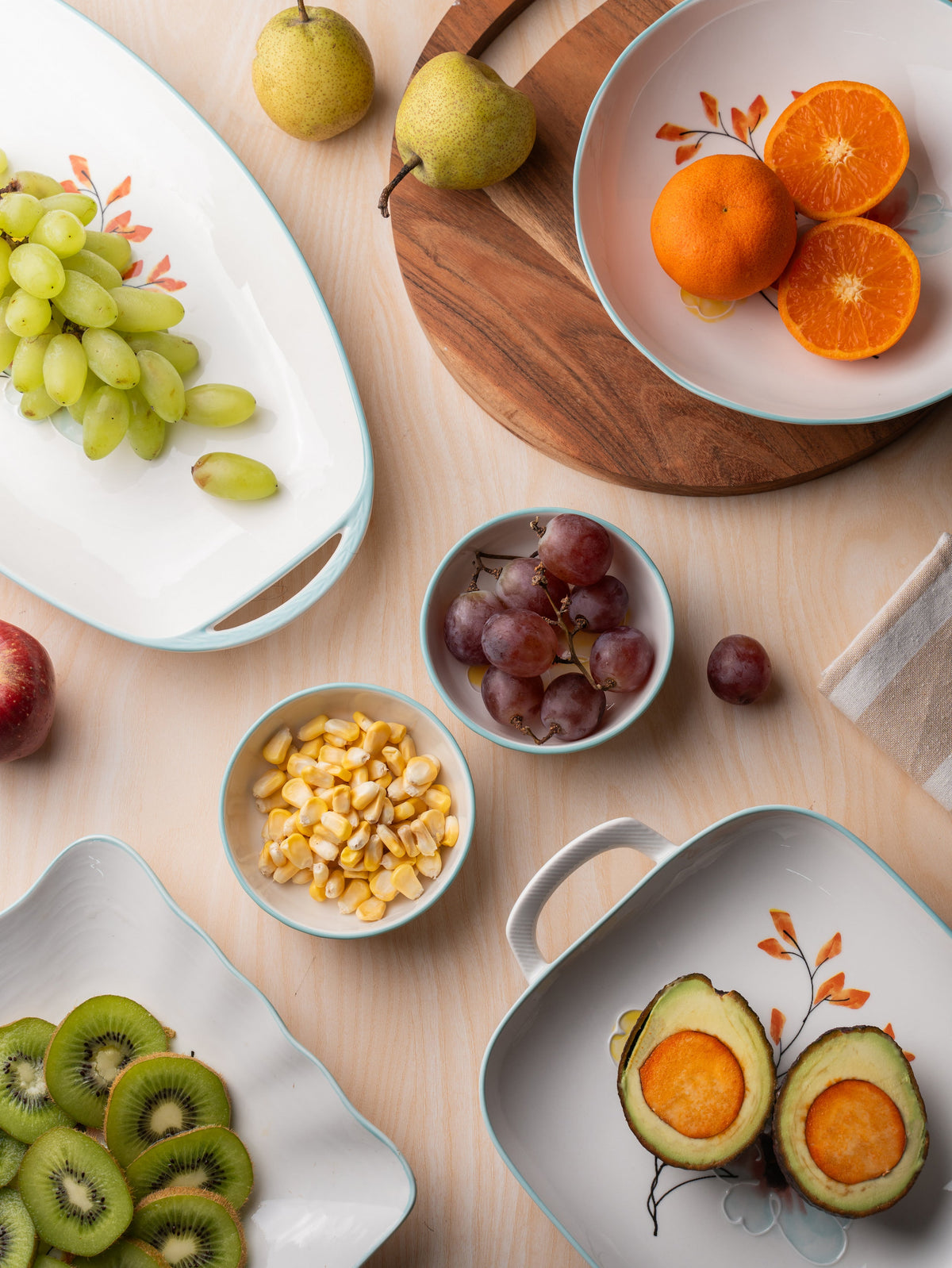 TAKISSO Porcelain Platter Set of 6