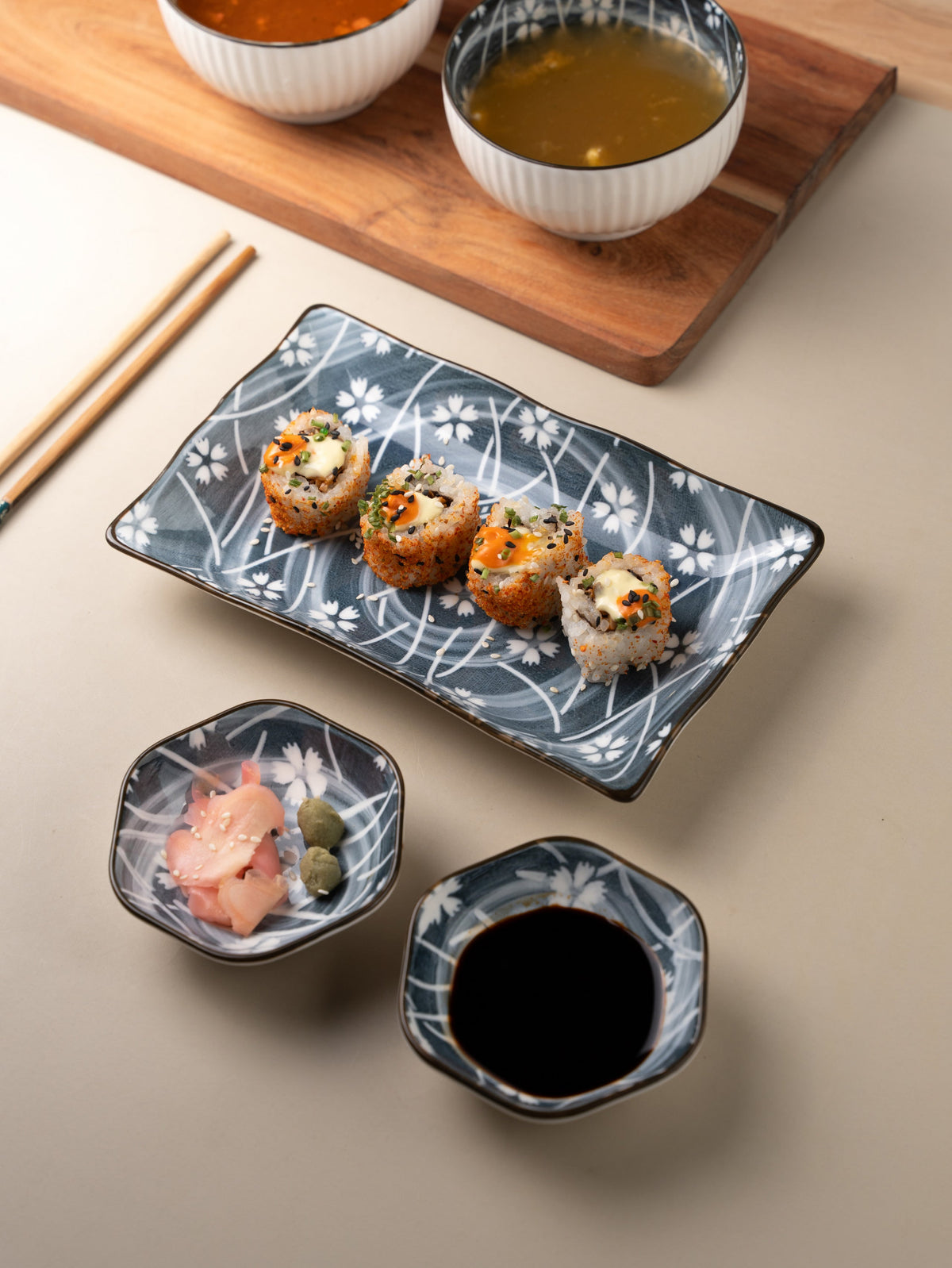 TAKISSO Porcelain Sushi Set of 7